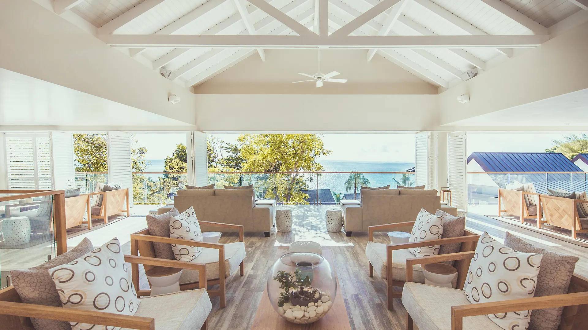 Caranabeach Machabee 4*,  Seyşel Adaları