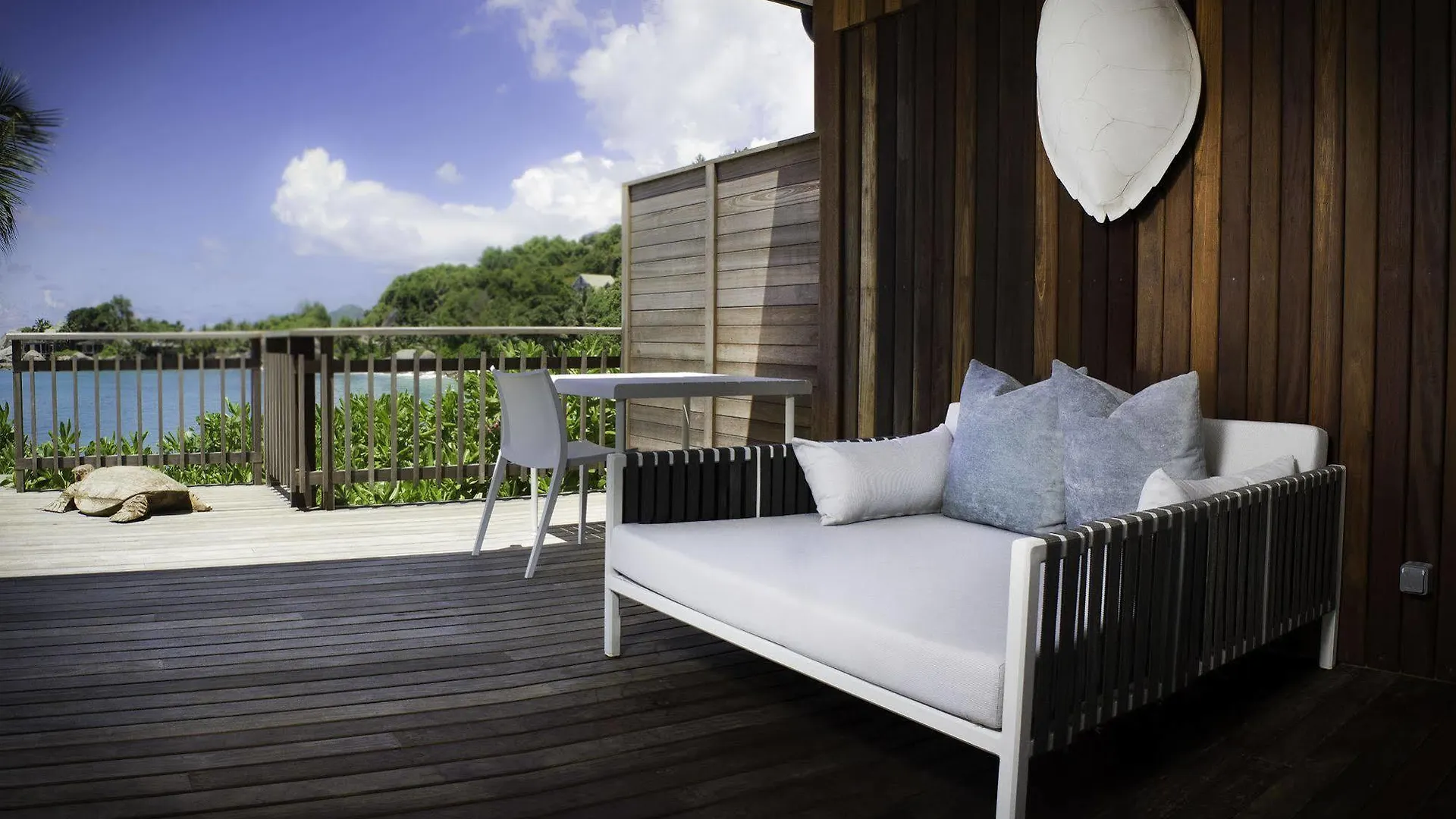 Otel Caranabeach Machabee