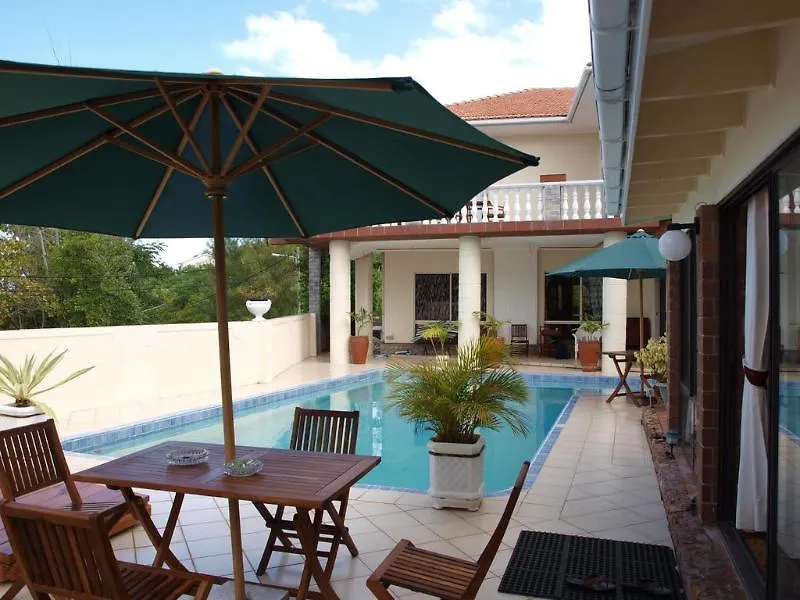 **** Hotel Caranabeach Machabee Seychelles